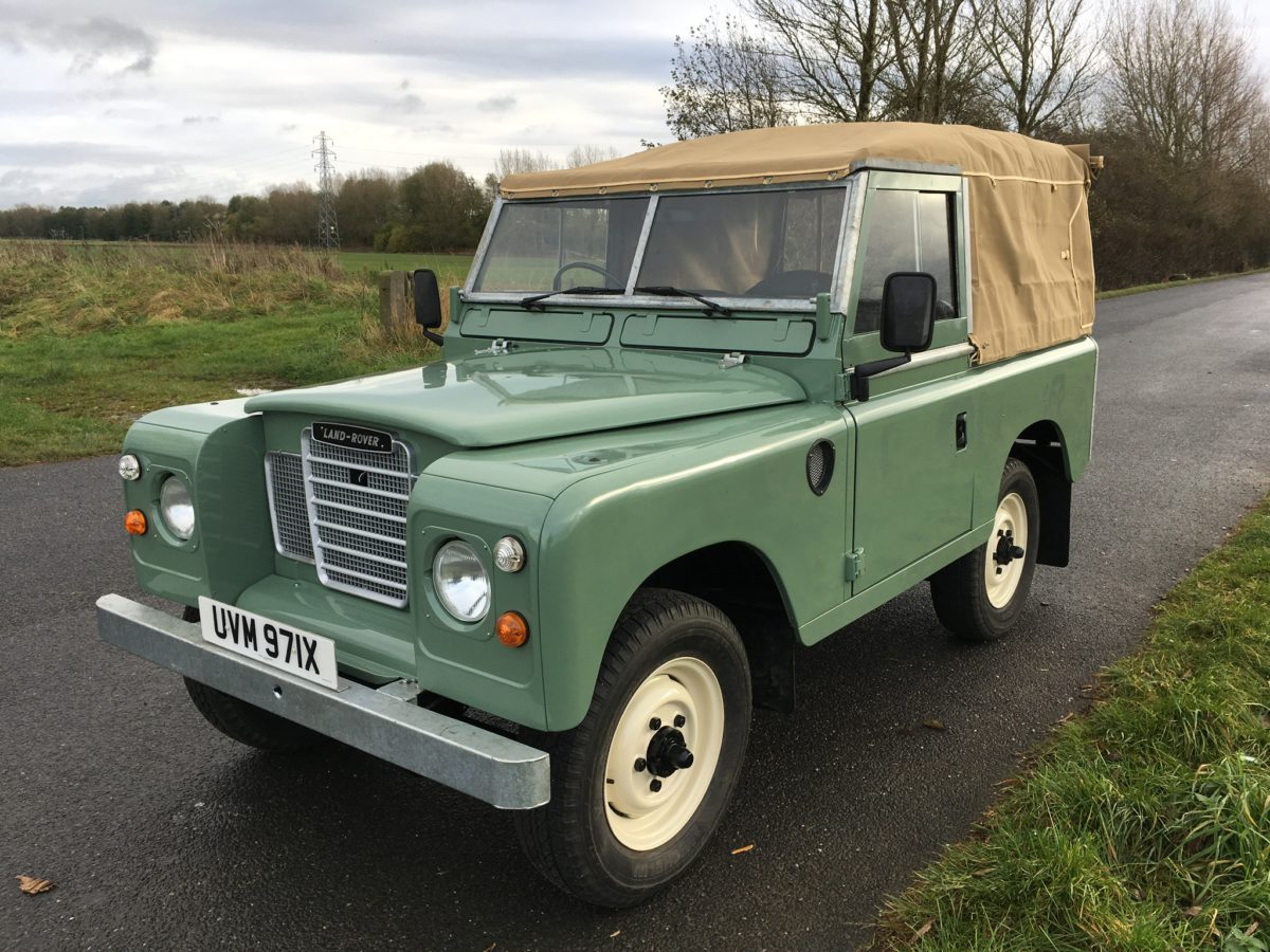 Land Rover Light Green LRC005 - Paintman Paint